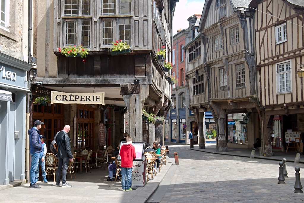dinan france frankrijk hdr cote d'armor rance bretagne klooster abdij vestingstad chateau
